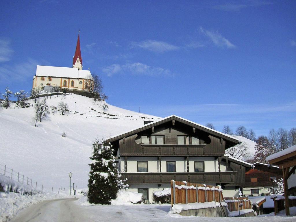 Splendid Apartment In Fugen Near Ski Area อูแดร์นส์ ภายนอก รูปภาพ